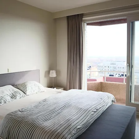 Attic In By The * 니우포르트